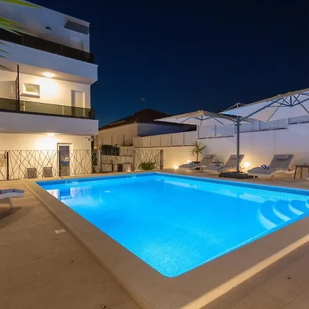 Fortis Oda ve Kahvaltı Trogir
