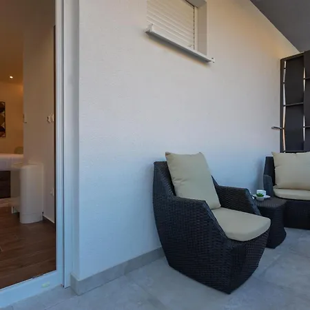 Bed & Breakfast Fortis Ii 4*